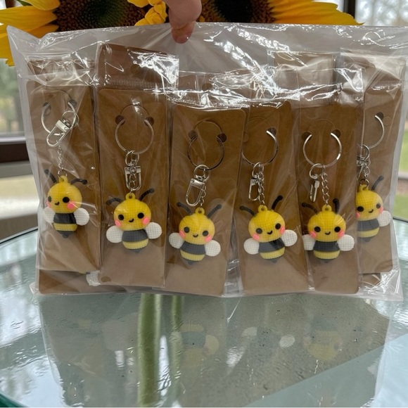 SET OF 2 Bee Bag Charms Keychains New Rubber/ PVC. Bag not included! - Picture 3 of 7